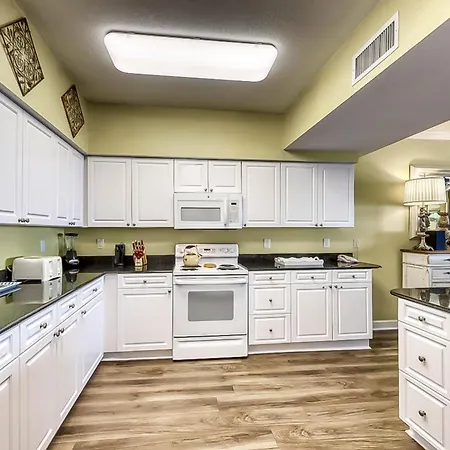 Admirals Quarters Villa Orange Beach Room photo