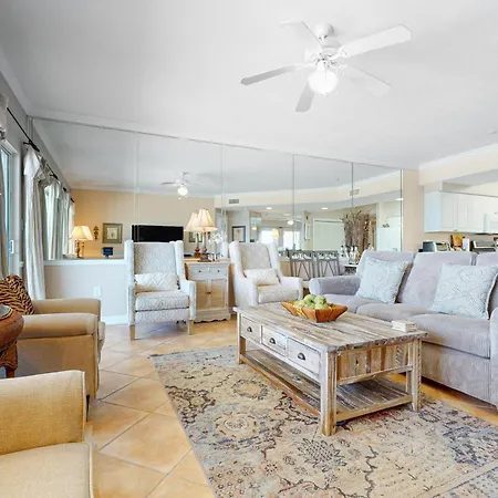Admirals Quarters Villa Orange Beach Room photo